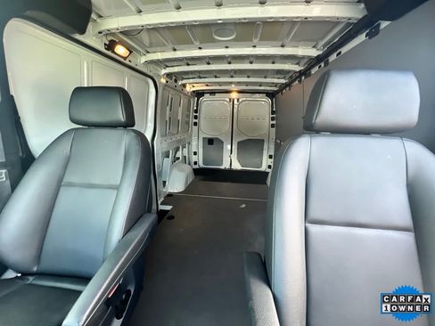 Used 2023 Mercedes-Benz Sprinter 2500 image 25