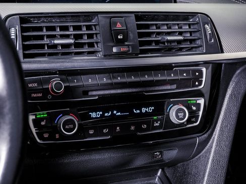 Used 2019 BMW 440i xDrive Convertible w/ M Sport Package image 24