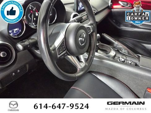 Used 2019 MAZDA MX-5 Miata RF Grand Touring RWD image 16