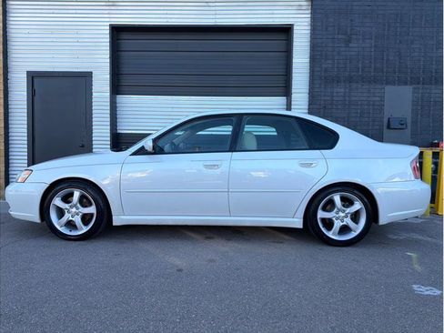 Used 2007 Subaru Legacy 2.5i AWD/4WD image 6