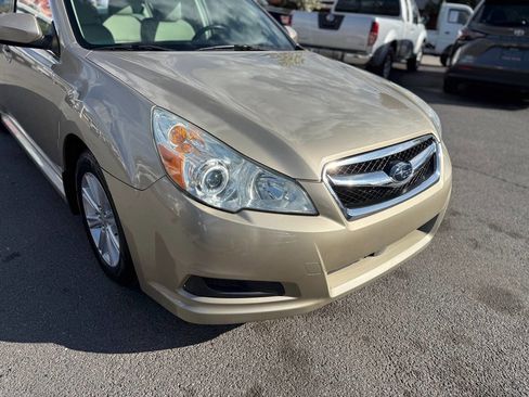 Used 2010 Subaru Legacy 2.5i Premium image 56
