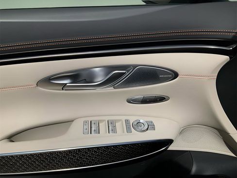 New 2026 Genesis GV70 3.5T Sport Prestige AWD/4WD image 18