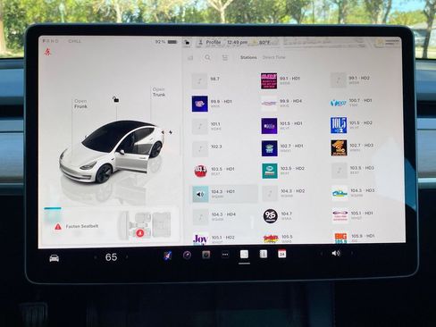 Used 2023 Tesla Model 3 Standard Range image 26