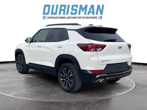 Used 2022 Chevrolet TrailBlazer ACTIV w/ Sun and Liftgate Package image 4