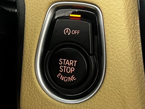 Used 2019 BMW 430i Convertible w/ M Sport Package image 26