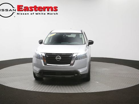 Used 2024 Nissan Pathfinder S AWD/4WD image 52