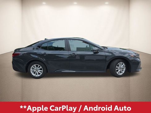 Used 2026 Toyota Camry LE FWD image 3