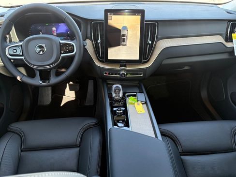 New 2026 Volvo XC60 B5 Ultra w/ Protection Package Premier image 8