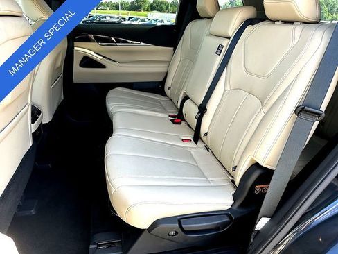 Used 2025 INFINITI QX60 Pure FWD image 18