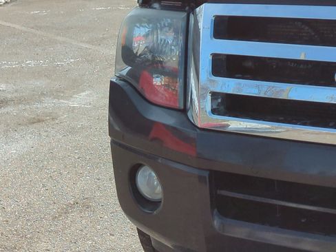 Used 2014 Ford Expedition Limited w/ Equipment Group 301A image 23