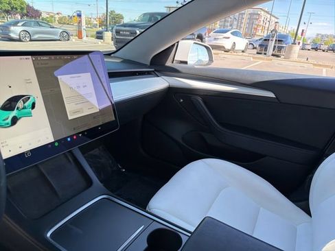 Used 2021 Tesla Model 3 Performance AWD/4WD image 22
