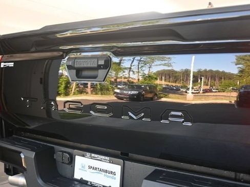 Used 2025 Toyota Tacoma TRD Sport RWD image 21