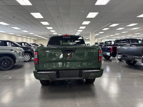 Used 2024 Nissan Frontier PRO-4X w/ Technology Package AWD/4WD image 6