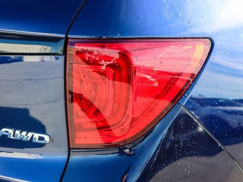 Certified 2024 Honda Passport EX-L image 9