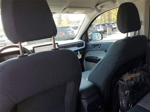 New 2025 Ford Maverick XLT w/ XLT Luxury Package image 29