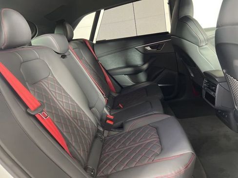 New 2026 Audi SQ8 Prestige image 15