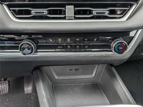 New 2026 Chevrolet Equinox LT w/ Safety and Technology Package image 20