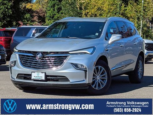 Used 2022 Buick Enclave Premium image 1