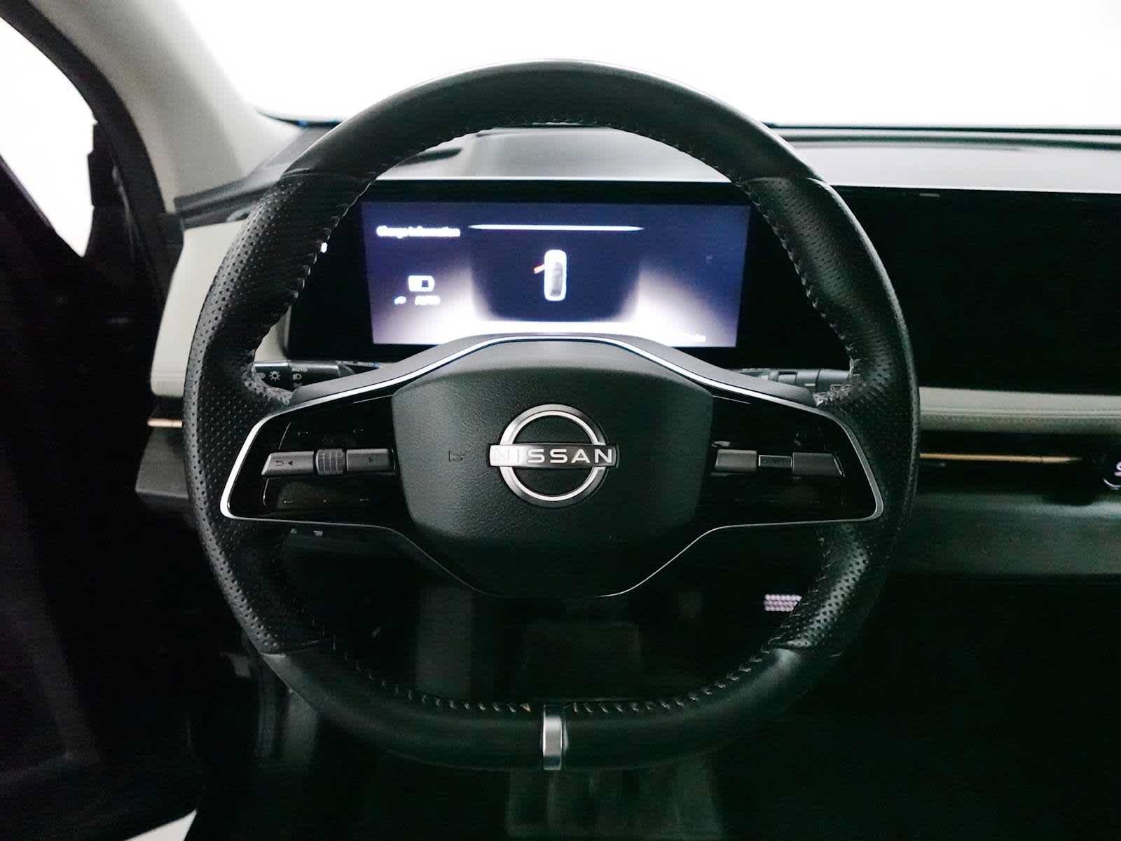Used 2023 Nissan Ariya FWD image 16