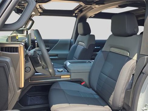 New 2025 GMC Hummer EV 2X image 12