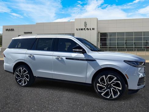 New 2026 Lincoln Navigator Black Label image 1