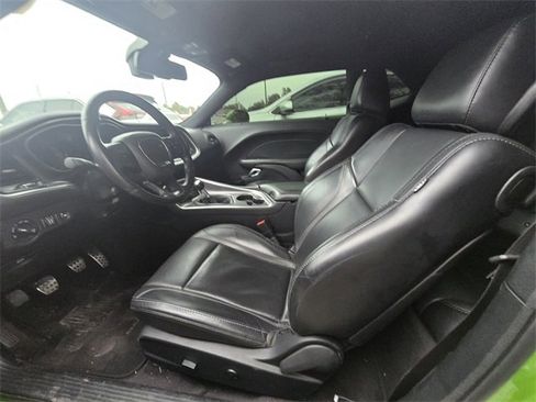 Used 2017 Dodge Challenger R/T Plus image 3