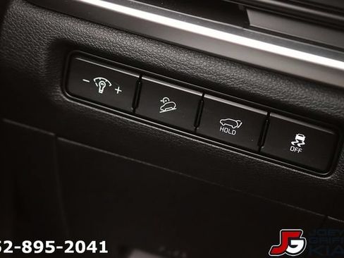 Certified 2025 Kia Telluride EX FWD image 28