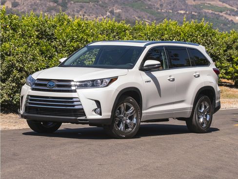 Used 2019 Toyota Highlander Limited Platinum w/ Carpet Mat Package (TMS) AWD/4WD image 1