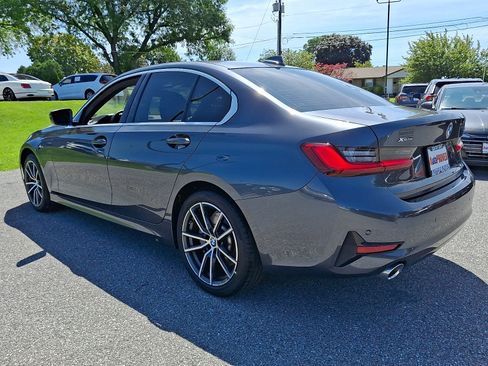 Used 2019 BMW 330i xDrive Sedan w/ Convenience Package AWD/4WD image 4