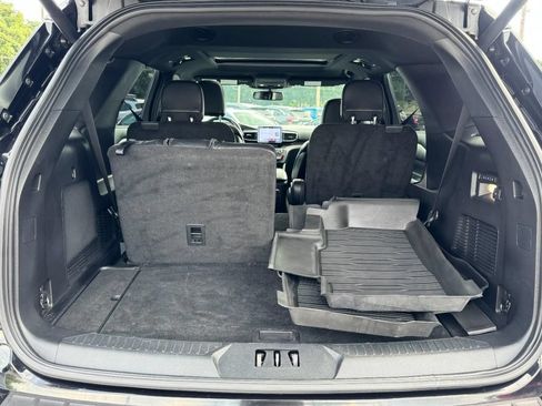 Used 2020 Ford Explorer Limited AWD/4WD image 6