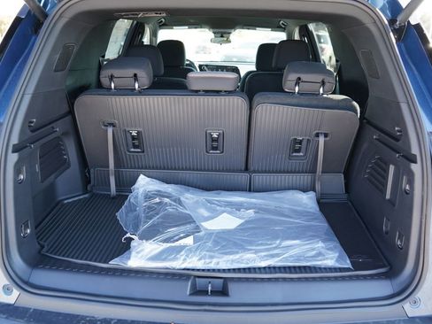 New 2026 Chevrolet Traverse LT w/ LPO, Floor Liner Package image 25