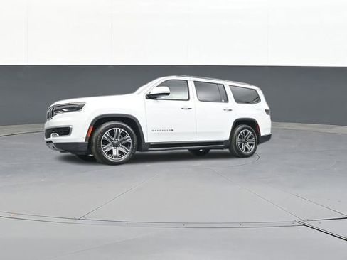 Used 2022 Jeep Wagoneer Series III image 60