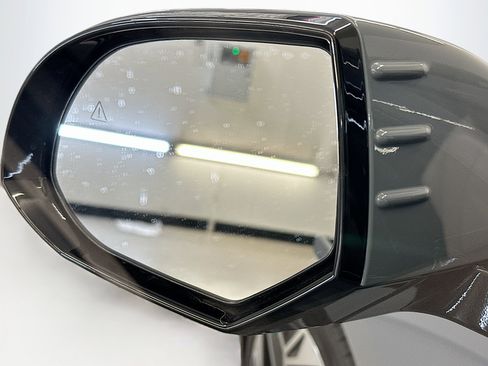 Used 2023 Hyundai Ioniq 6 Limited image 16