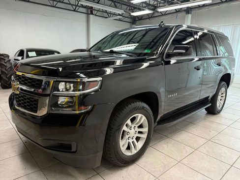 Used 2019 Chevrolet Tahoe LT image 3