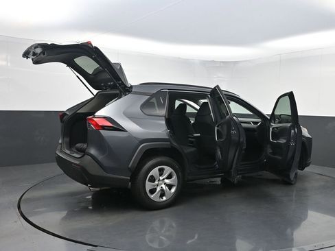 Used 2019 Toyota RAV4 LE image 36