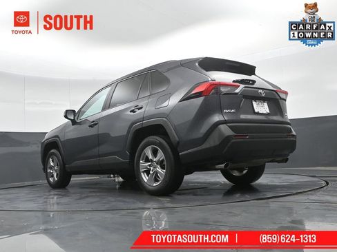 Used 2025 Toyota RAV4 XLE AWD/4WD image 42