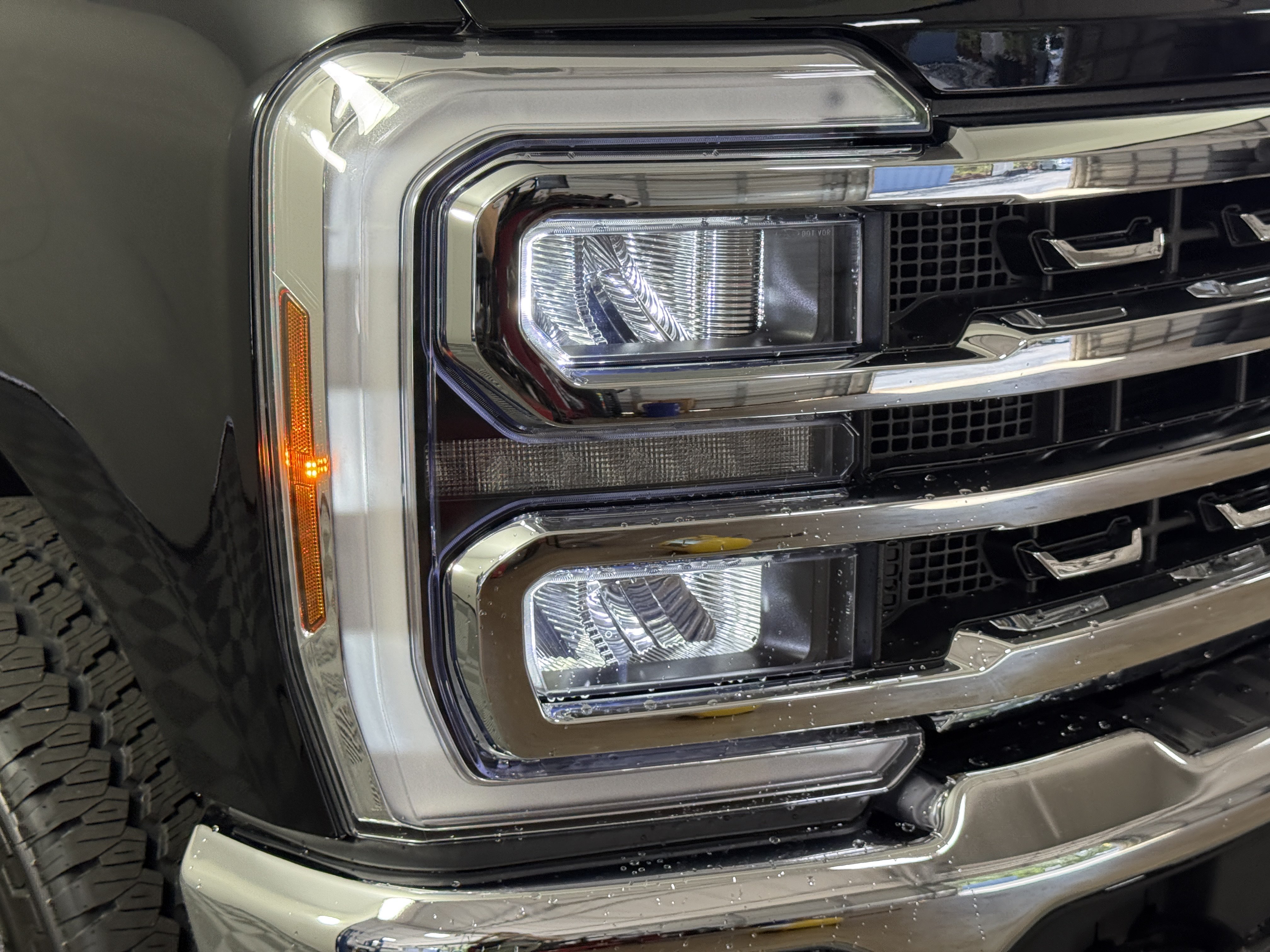 New 2026 Ford F250 Lariat w/ FX4 Off-Road Package AWD/4WD image 7