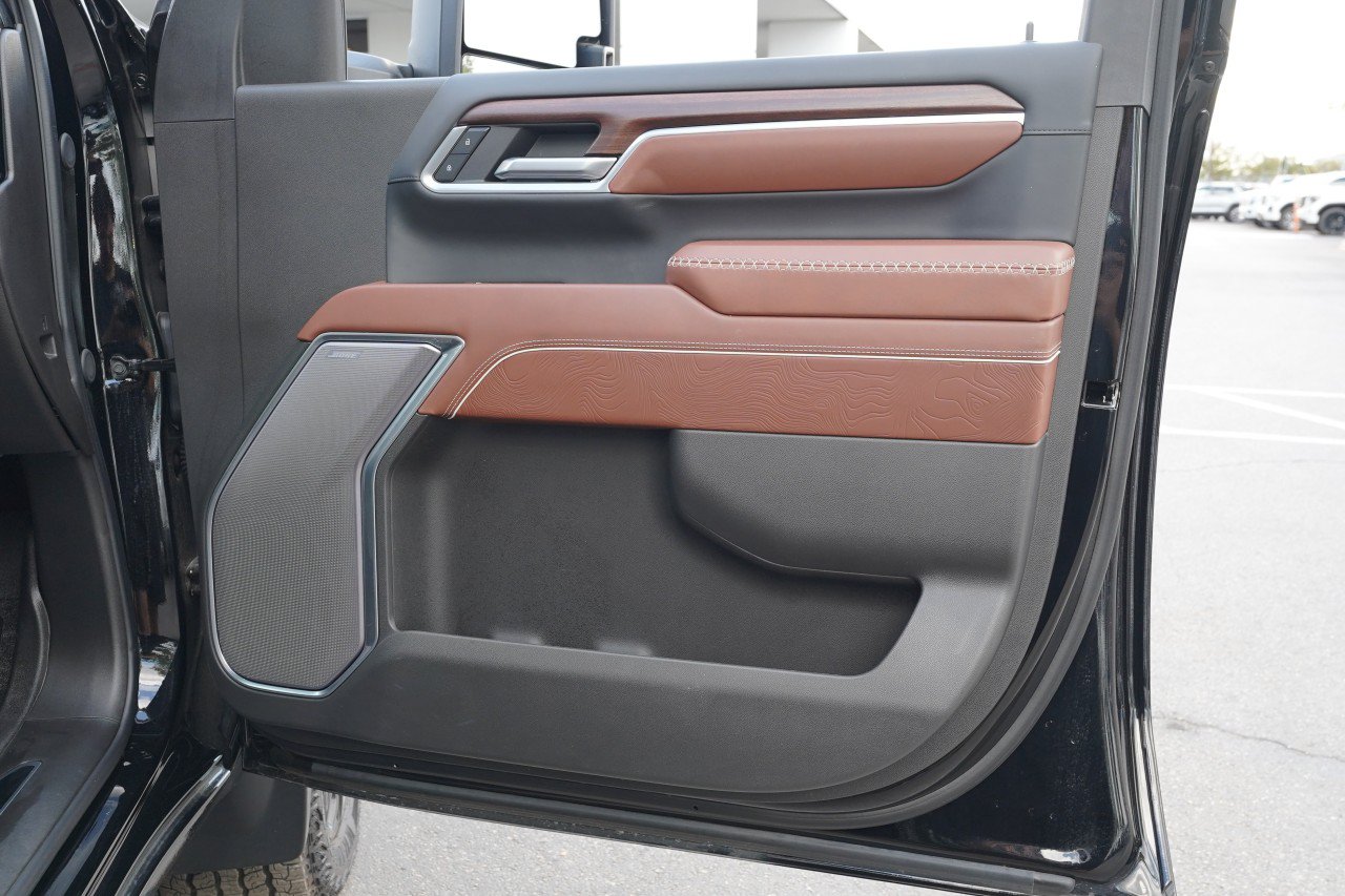 Certified 2026 GMC Sierra 2500 Denali Ultimate w/ LPO, GMC Protection Package AWD/4WD image 26