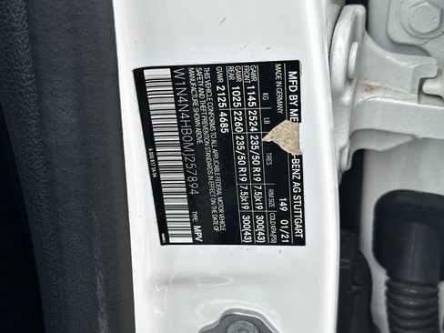 Used 2021 Mercedes-Benz GLA 250 4MATIC image 32