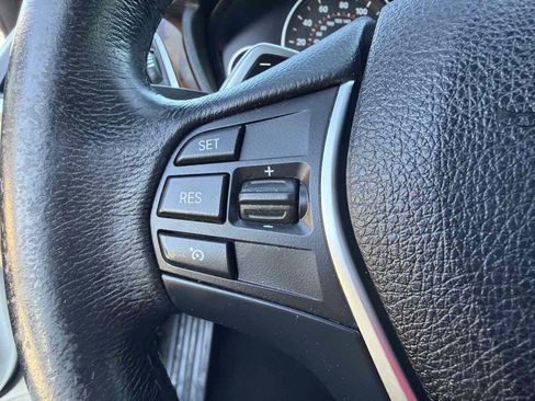 Used 2018 BMW 330i Sedan w/ Convenience Package RWD image 40