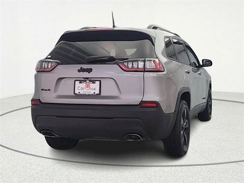 Used 2019 Jeep Cherokee Latitude Plus image 7