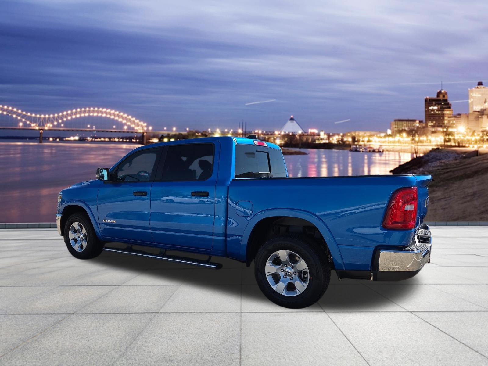 Used 2025 RAM 1500 Big Horn AWD/4WD image 3