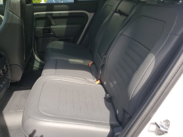 New 2026 Land Rover Defender 110 AWD/4WD image 11