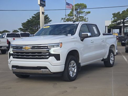 Used 2026 Chevrolet Silverado 1500 RST AWD/4WD image 3