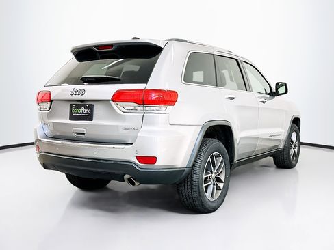 Used 2017 Jeep Grand Cherokee Limited image 9