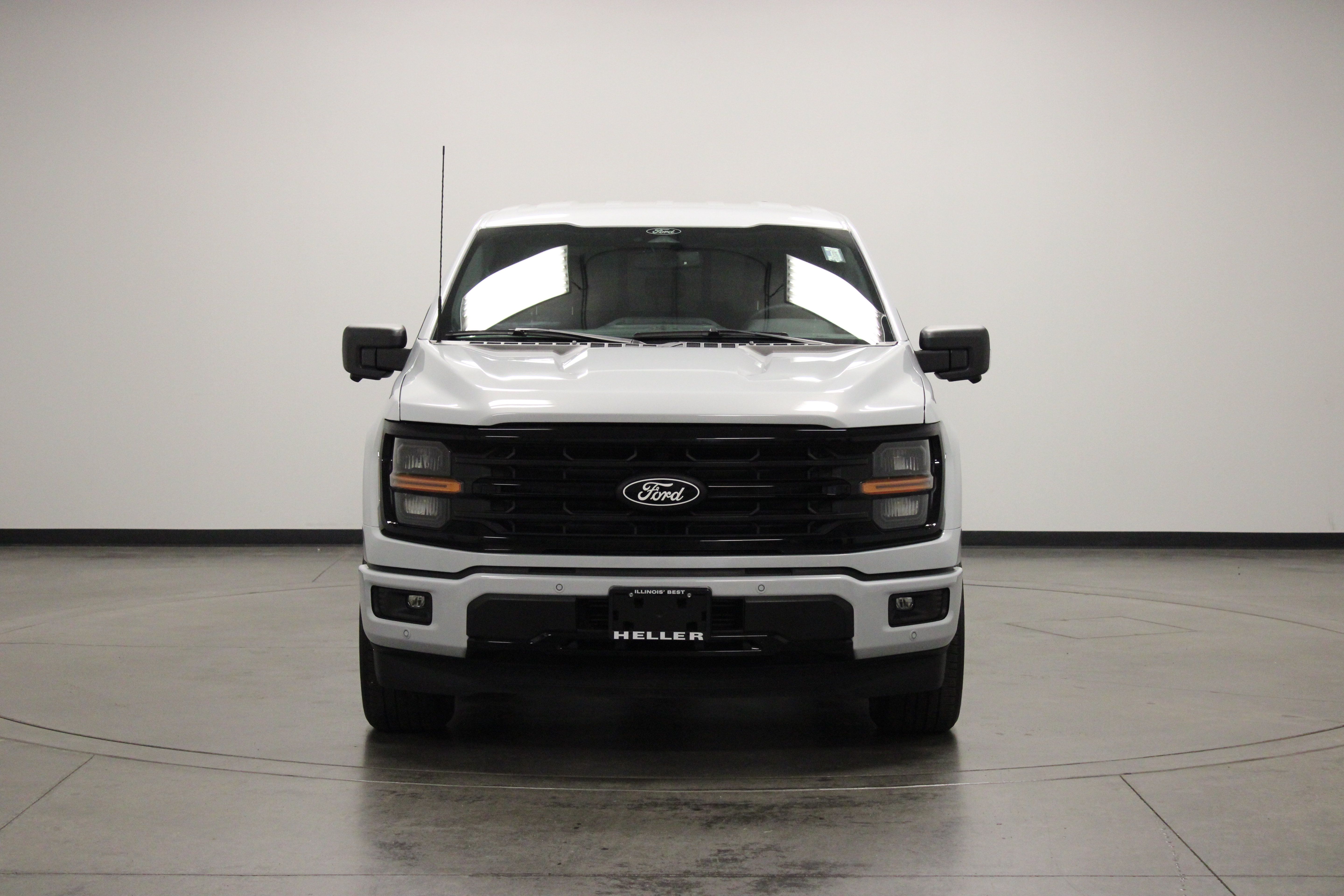 Used 2025 Ford F150 XLT w/ Equipment Group 302A MID RWD image 3
