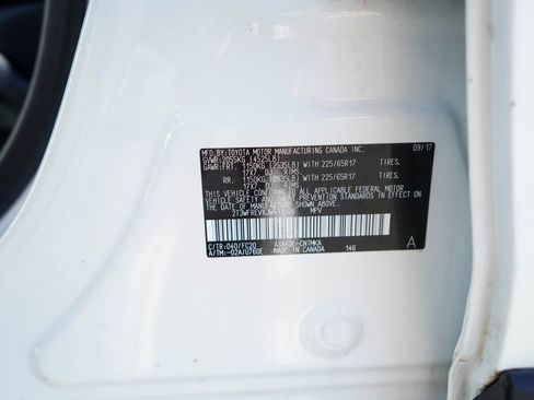 Used 2018 Toyota RAV4 XLE image 35