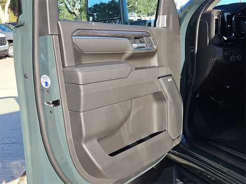 New 2026 Chevrolet Silverado 2500 LTZ w/ LTZ Convenience Package image 17