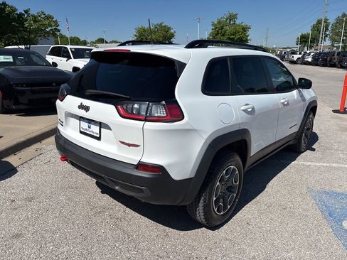 Used 2022 Jeep Cherokee Trailhawk w/ Comfort/Convenience Group AWD/4WD image 26