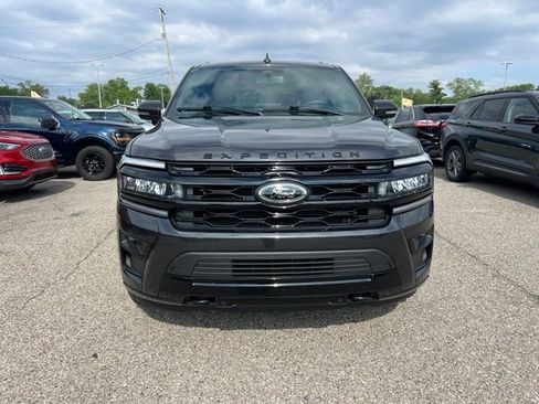 Certified 2023 Ford Expedition Limited AWD/4WD image 2